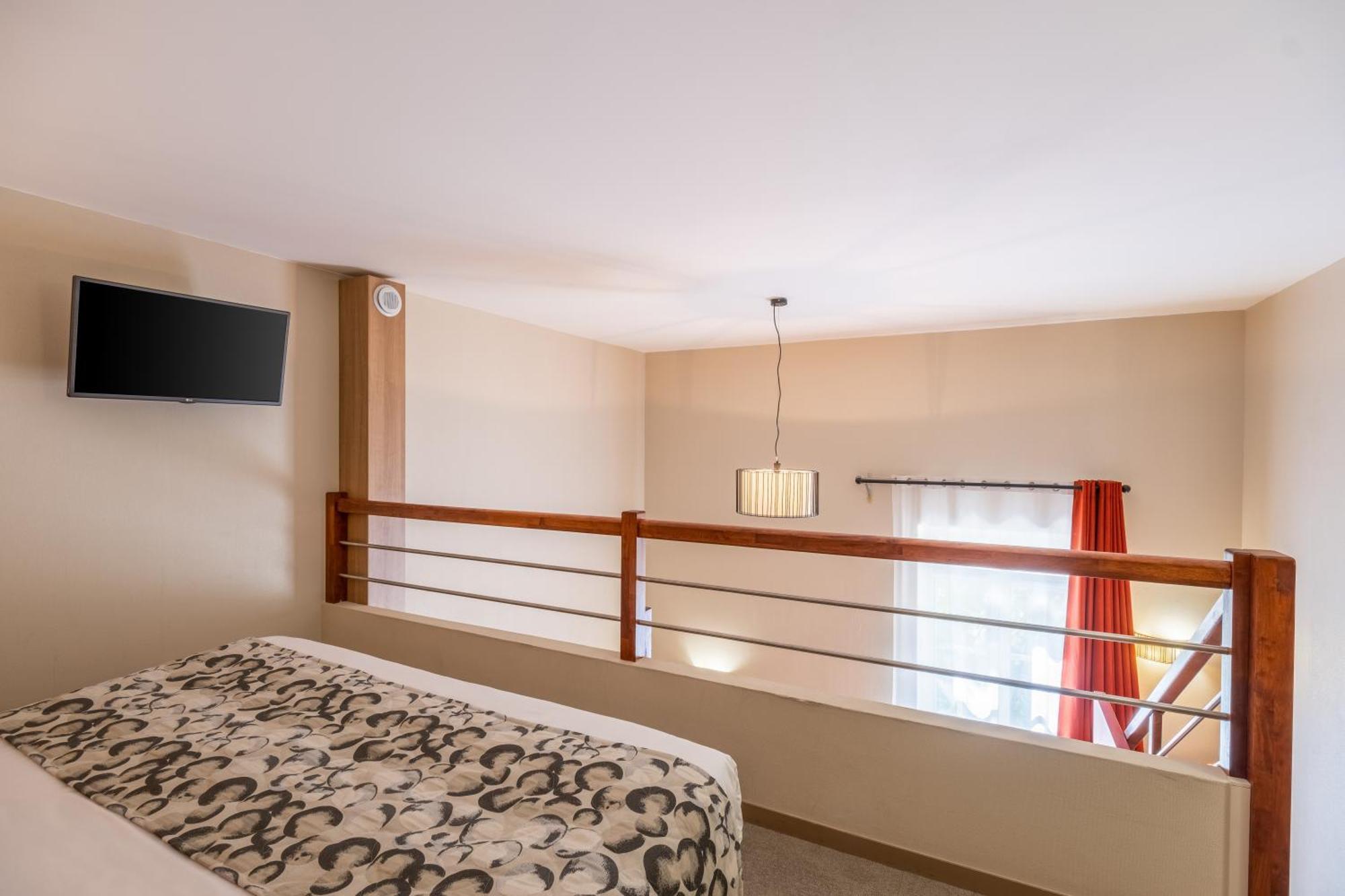Duplex Apartment,1273809301:JPEG