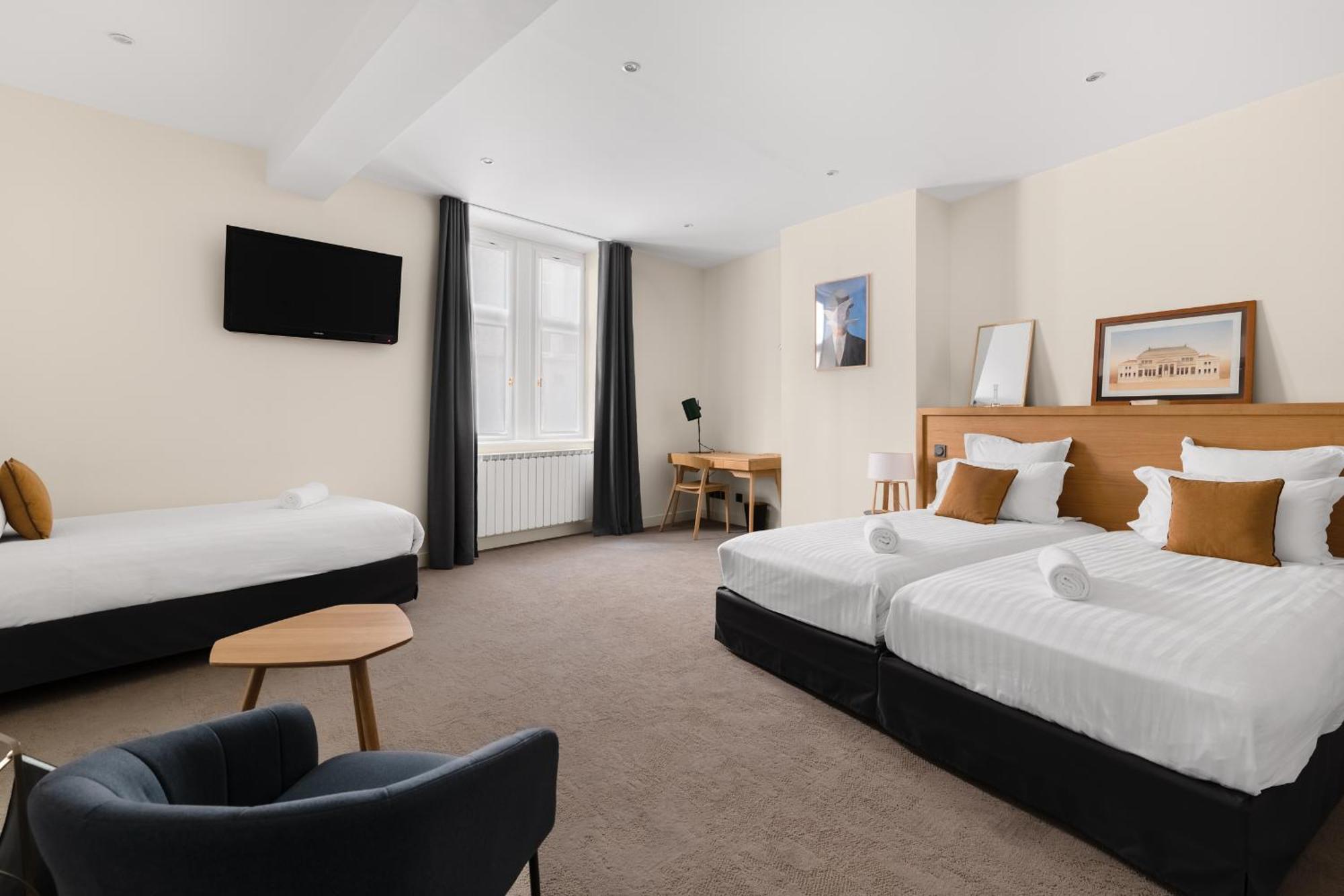 Standard Triple Room